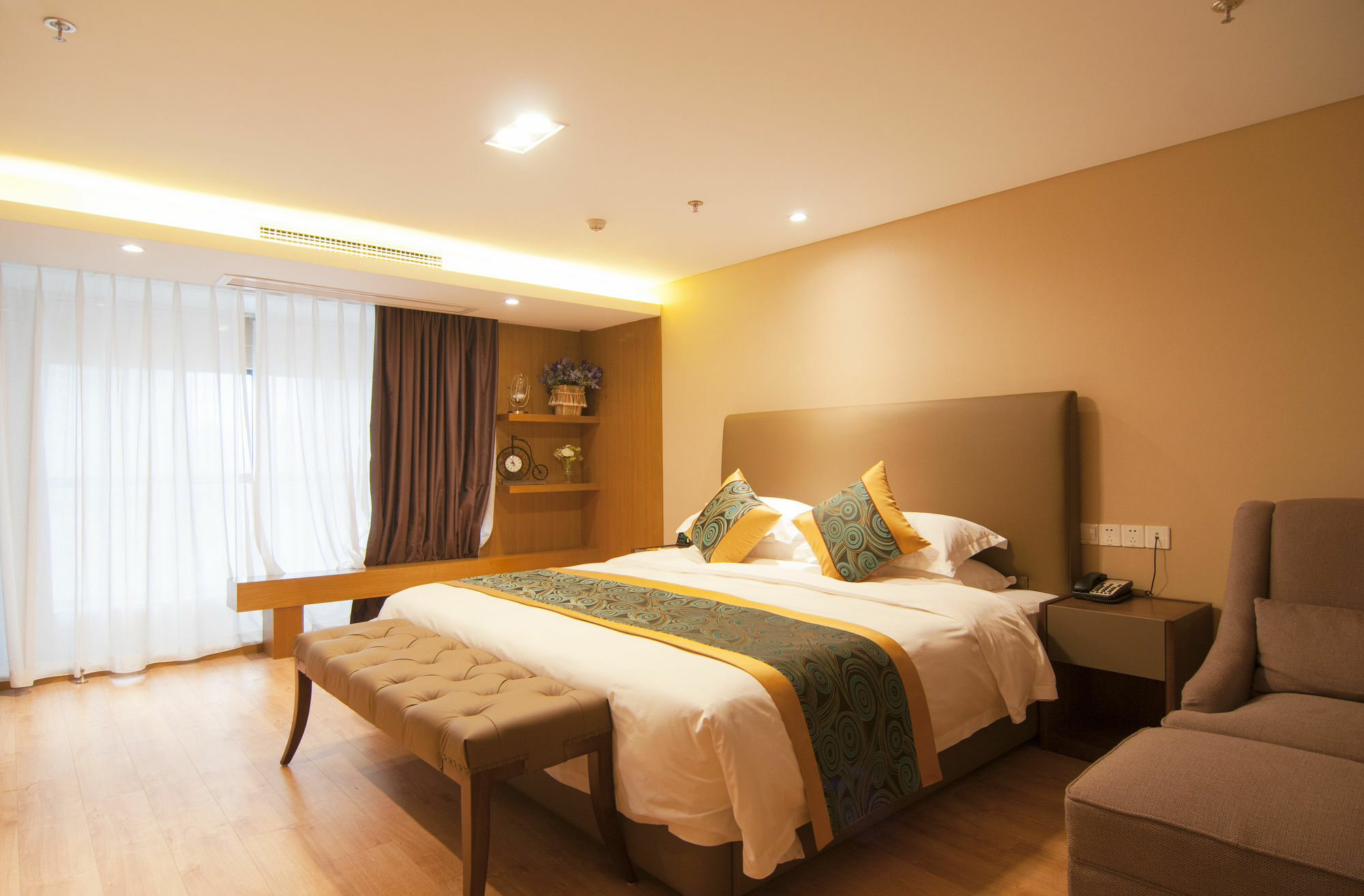 Home Plus Suite Hotel And Apartment Wuhan Exterior foto